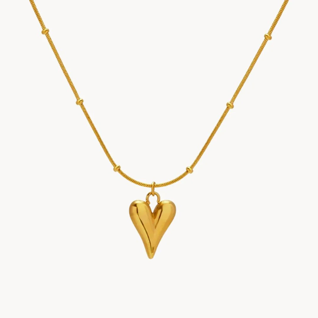 Amélie Heart Necklace