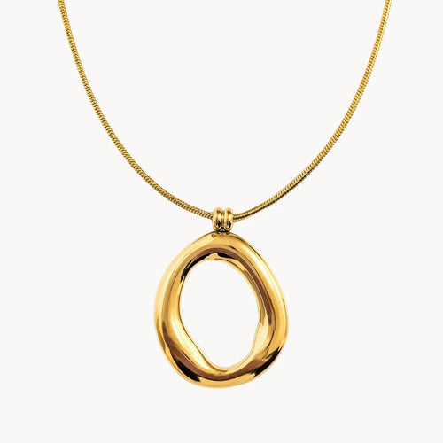 Noémie Pendant Necklace