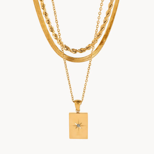 Armand Pendant Necklace